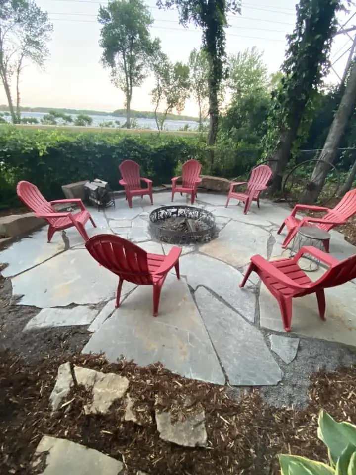 Lifecycle Outdoor Services crew performing property maintenance in the Lake Minnetonka area