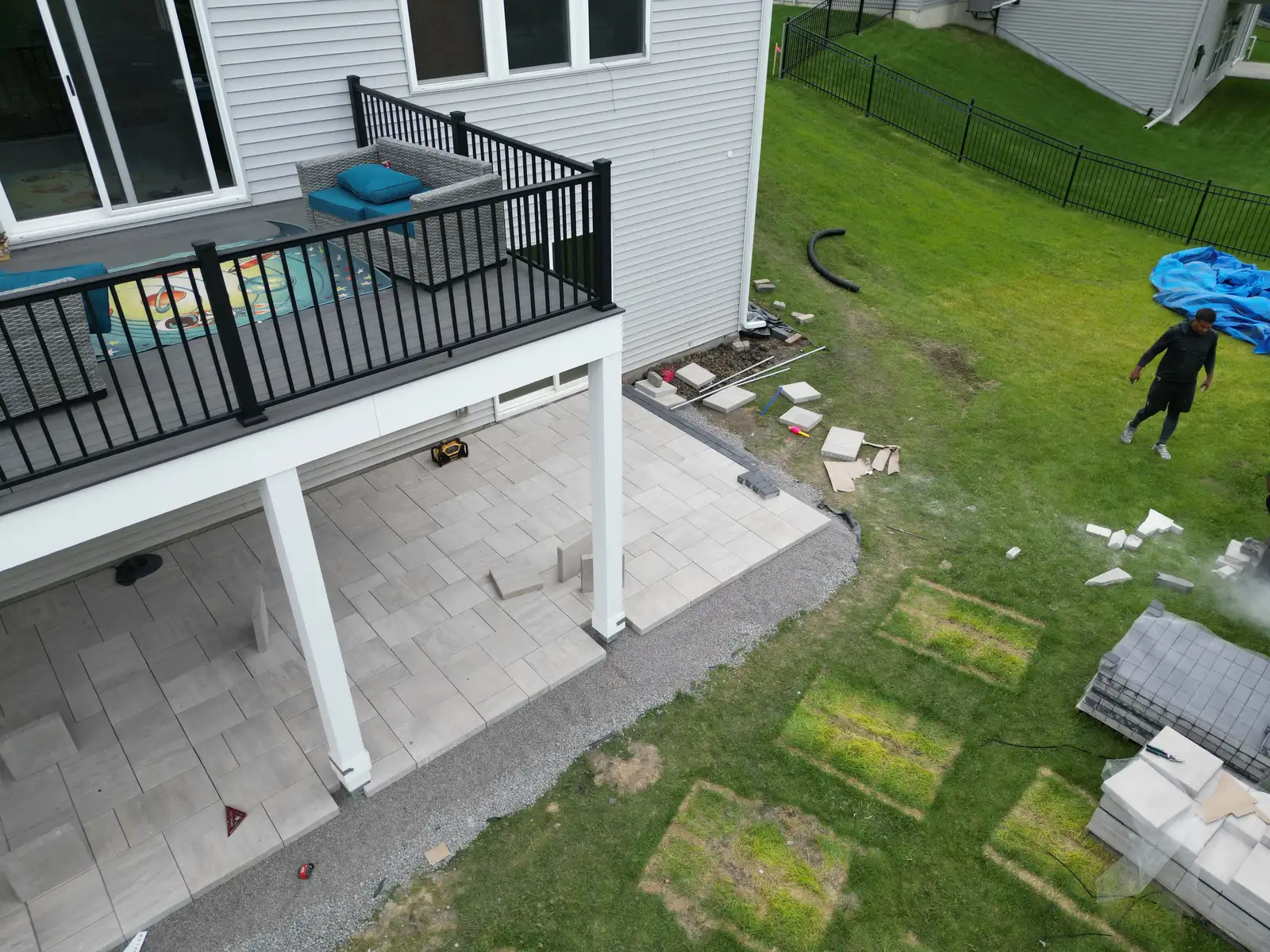 County Materials Grand Discover Paver Patio project photo — wayzata paver patio 04